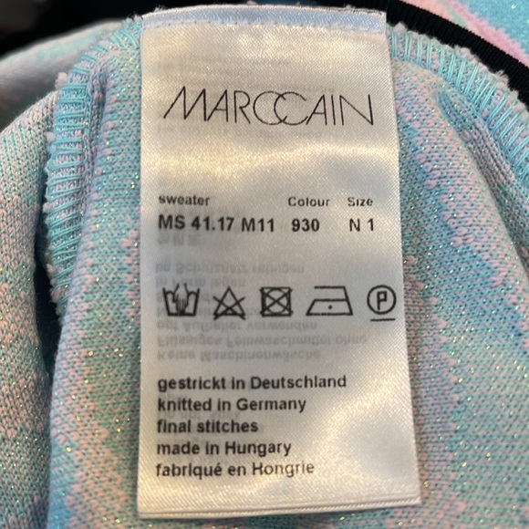 Marc Cain Long length knitted sweater with wide silhouette, contrasting … - Picture 2 of 10